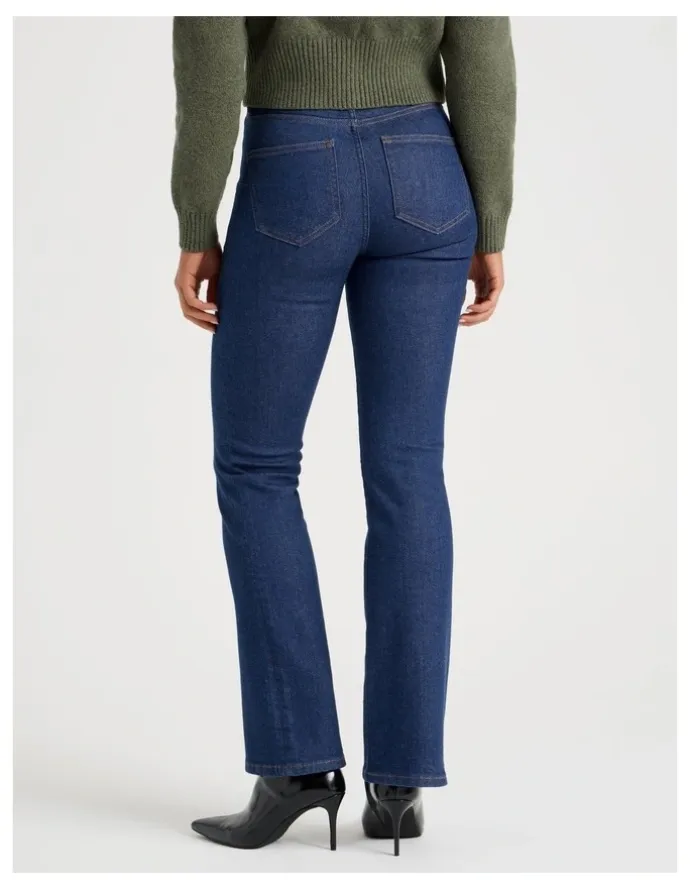 GRAB Sculpt Bootcut Mid Rise Jeans in Rinse