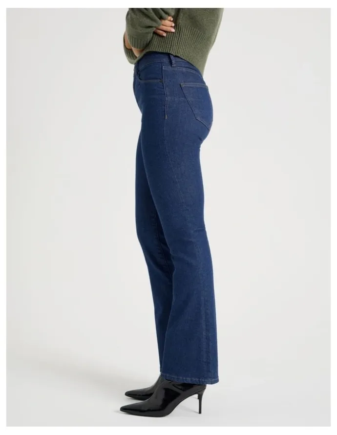 GRAB Sculpt Bootcut Mid Rise Jeans in Rinse