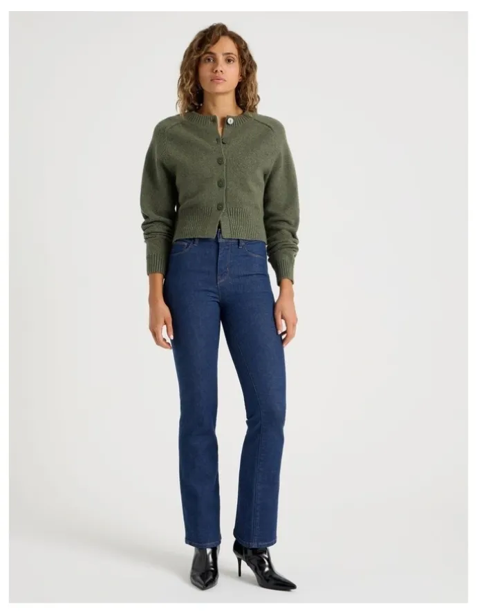 GRAB Sculpt Bootcut Mid Rise Jeans in Rinse