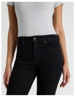 GRAB Sculpt Bootcut Mid Rise Jeans in Black