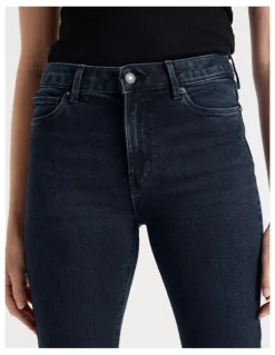 GRAB Skinny Mid Rise Jeans in Blue