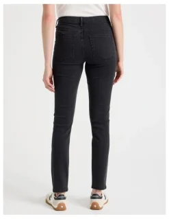 GRAB Skinny Mid Rise Jeans in Black
