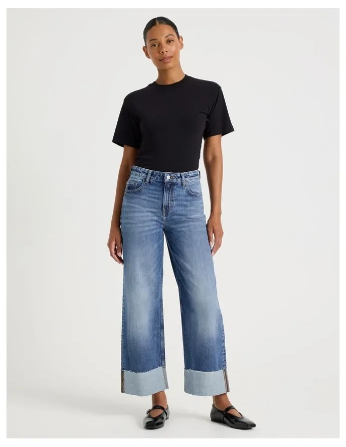 GRAB Wide Leg Cuffed Jean in Medium Indigo