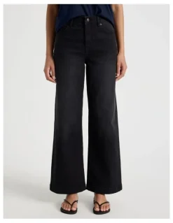 GRAB Wide Leg High Rise Jeans in Washed Black