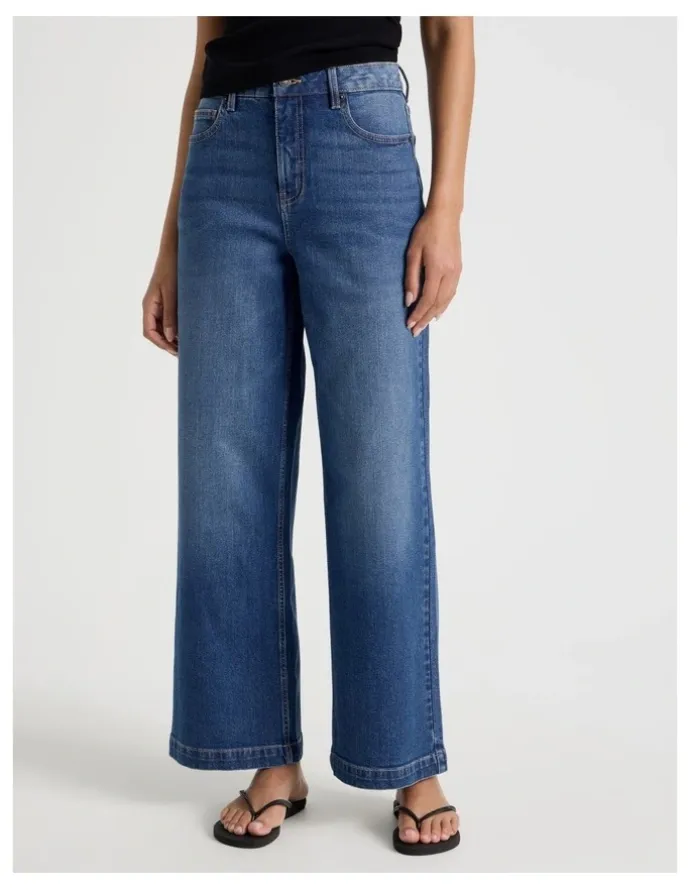 GRAB Wide Leg High Rise Jeans in Mid Wash