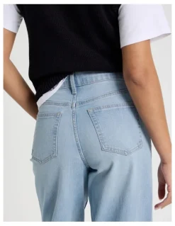 GRAB Wide Leg High Waist Jeans in Light Wash