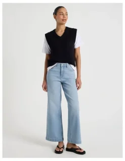 GRAB Wide Leg High Waist Jeans in Light Wash