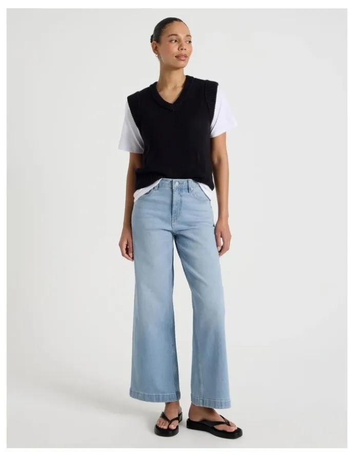 GRAB Wide Leg High Waist Jeans in Light Wash