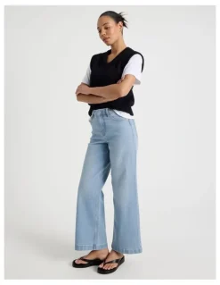 GRAB Wide Leg High Waist Jeans in Light Wash