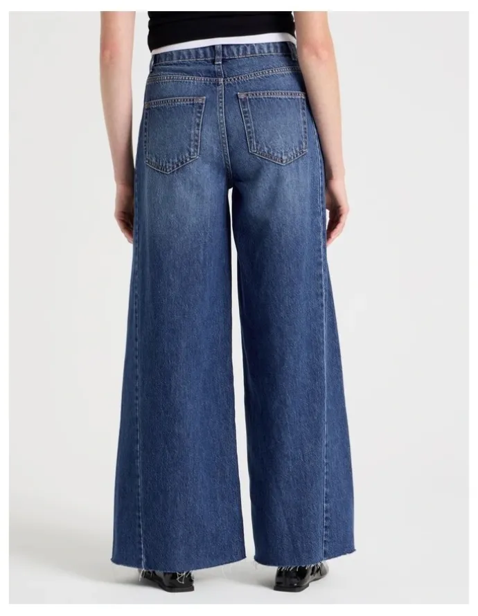 GRAB Wide Leg Jeans With Insert in Medium Indigo