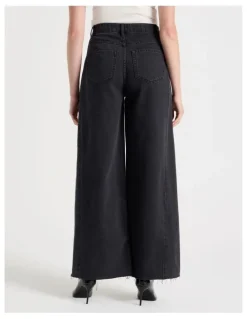 GRAB Wide Leg Jean With Insert in Washed Black