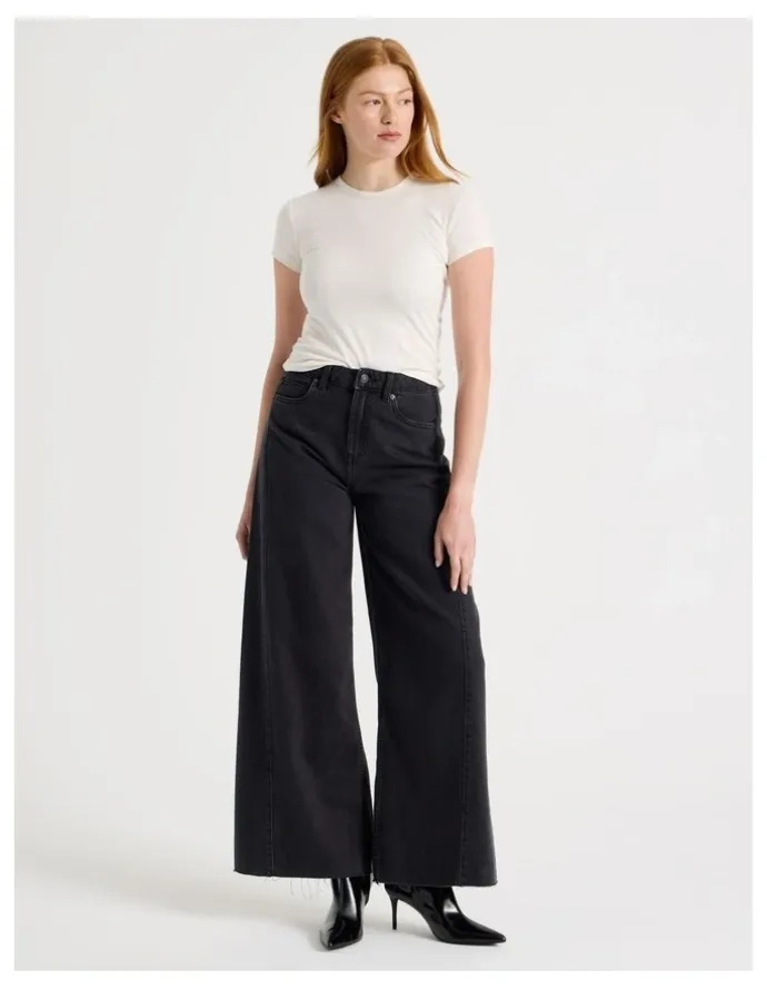GRAB Wide Leg Jean With Insert in Washed Black