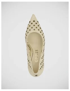Guess Prindyls Pumps in Cream