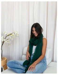 Heirloom Cashmere Cashmere Lightweight Shawl in Emerald