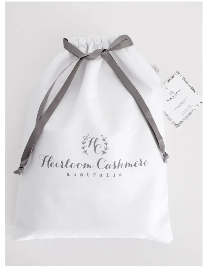 Heirloom Cashmere Cashmere Lightweight Shawl in Ivory