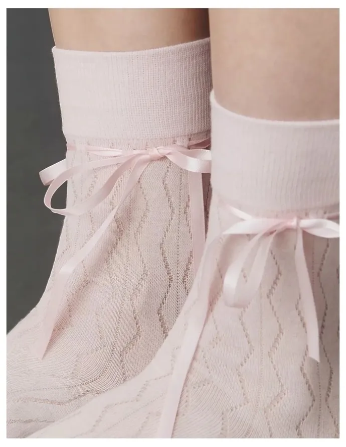 High Heel Jungle Bellabow Satin Ribbon Soft Socks in Pink