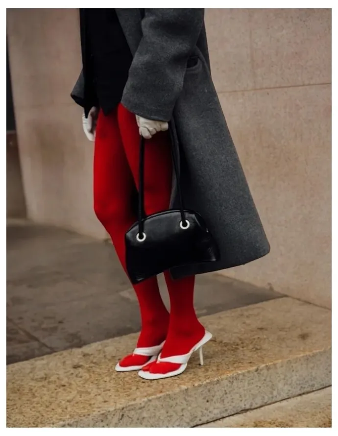 High Heel Jungle Cherry Red Luxe Opaque Tights