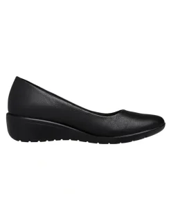 Hush Puppies Dylan Leather Pumps in Black