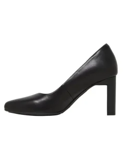 Hush Puppies Isabella Heeled Shoe in Black