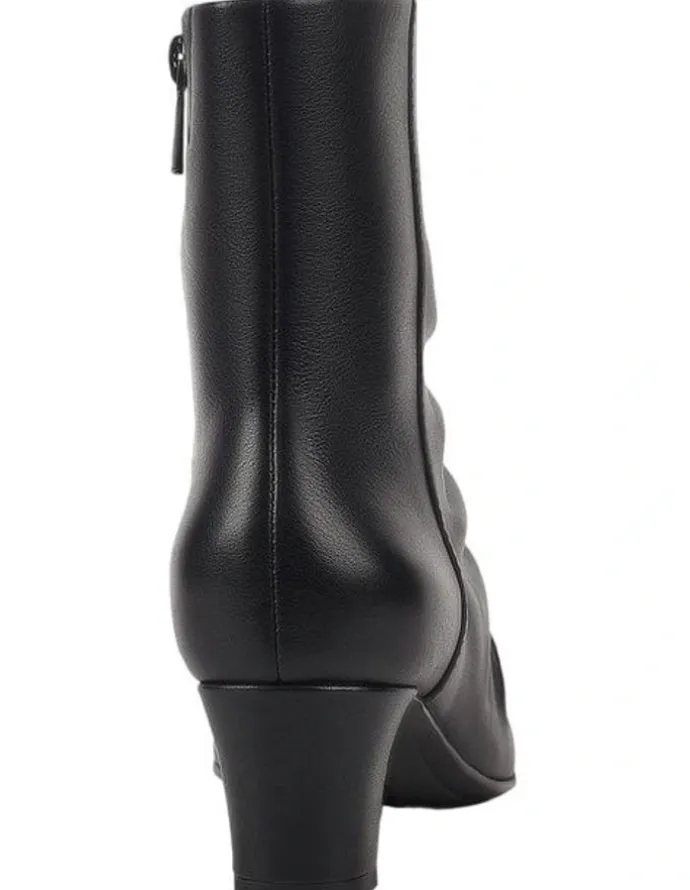 Hush Puppies Janet Boot in Black