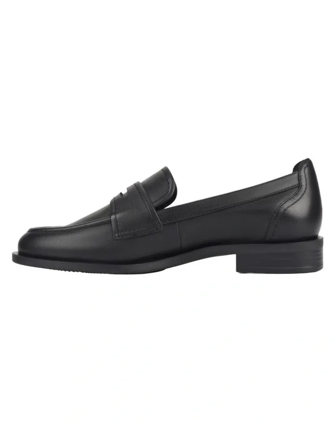 Hush Puppies Norma Loafer in Black