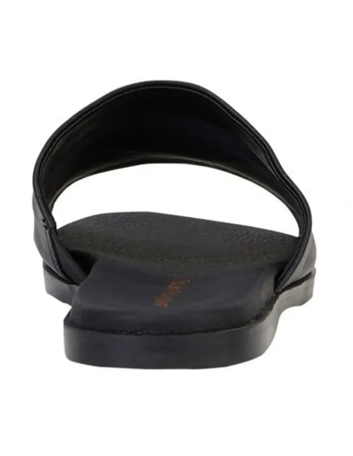 Hush Puppies Paradise Sandal in Black