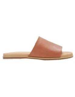 Hush Puppies Paradise Sandal in Dark Tan