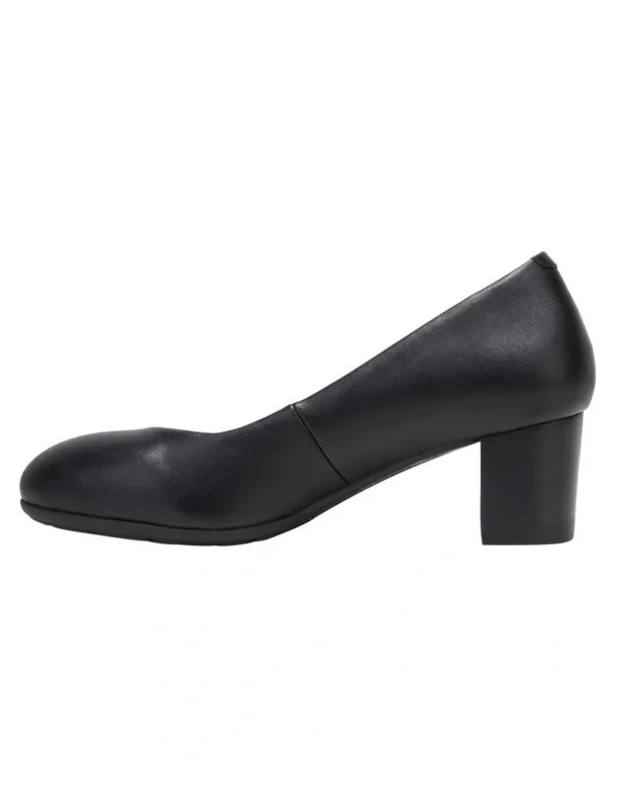 Hush Puppies The Block Leather Heeled Shoes in Black