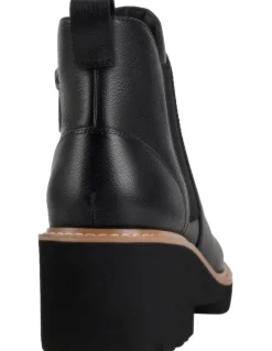 Hush Puppies Wendy Boot in Black