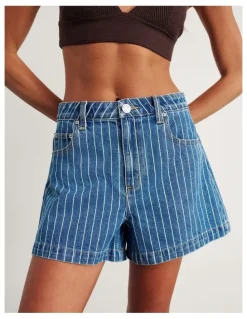 JAG Carrie Short in Blue/White