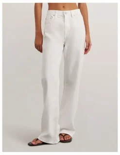 JAG Carrie Slouch Jean in White