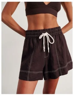 JAG Gigi Linen Pull On Shorts in Brown