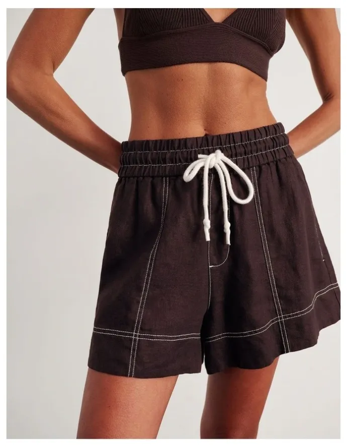 JAG Gigi Linen Pull On Shorts in Brown