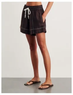 JAG Gigi Linen Pull On Shorts in Brown
