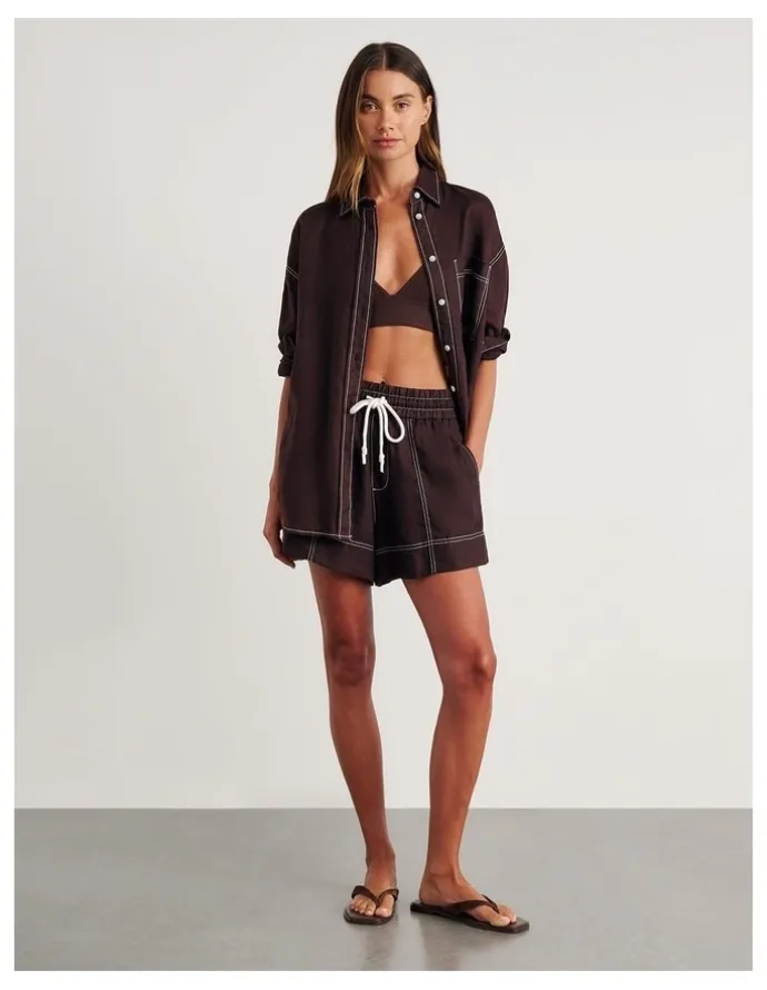 JAG Gigi Linen Pull On Shorts in Brown