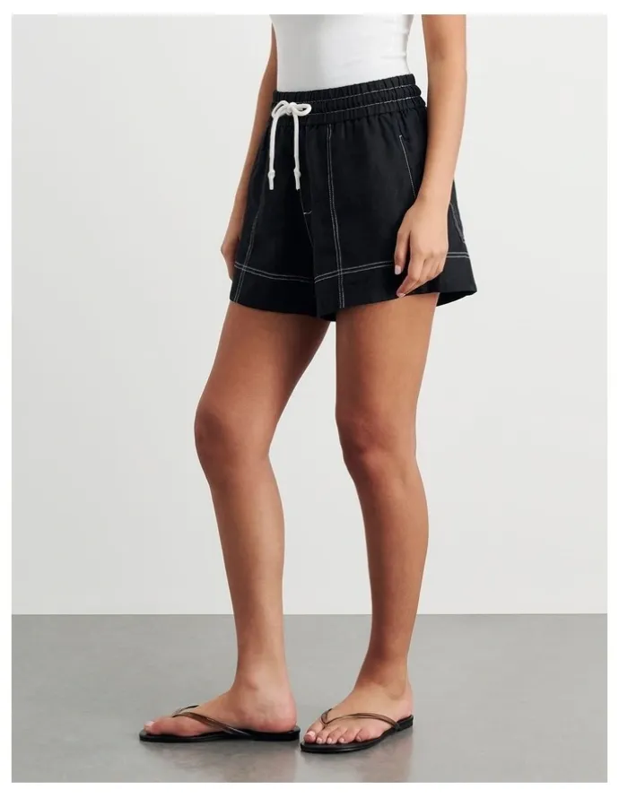 JAG Gigi Linen Pull On Shorts in Black