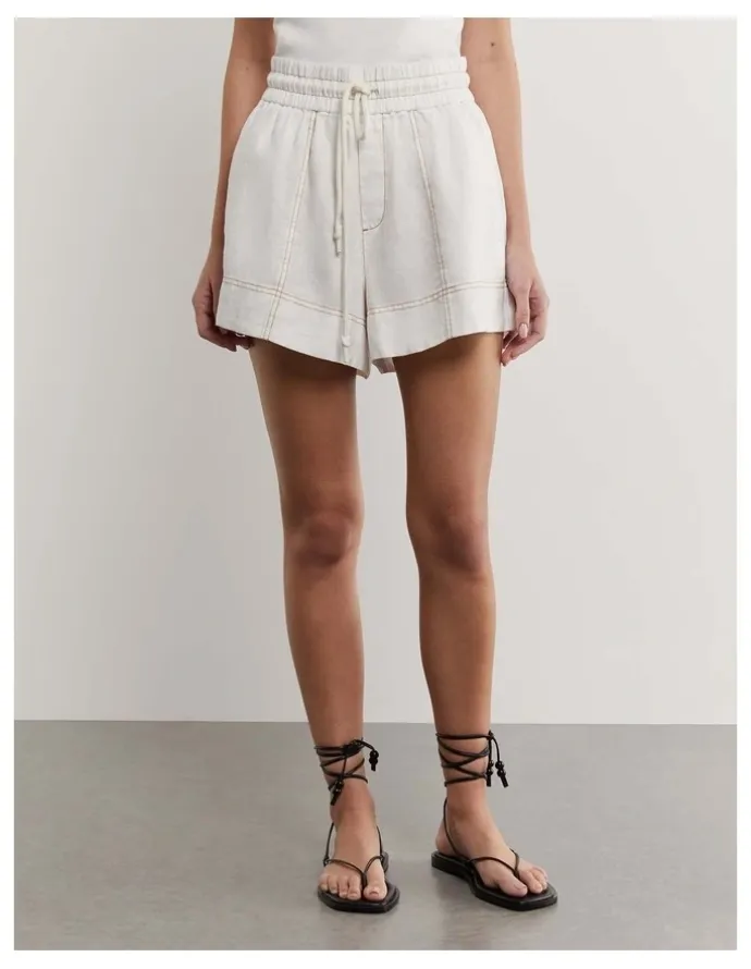 JAG Gigi Linen Pull On Shorts in White
