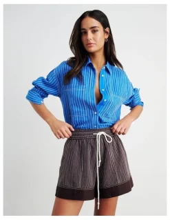 JAG Gigi Stripe Pull On Short in Brown