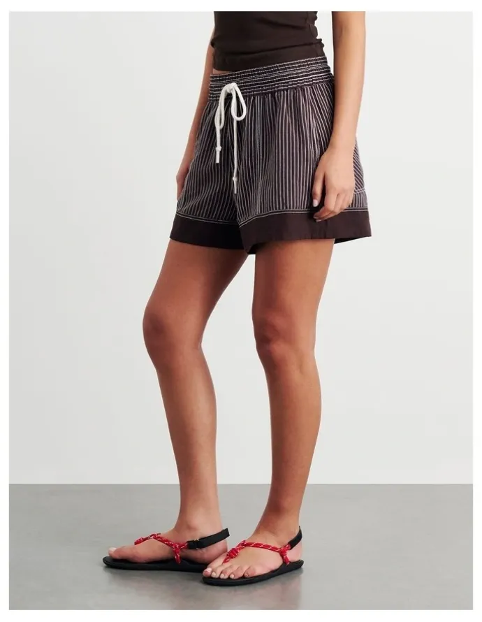 JAG Gigi Stripe Pull On Short in Brown