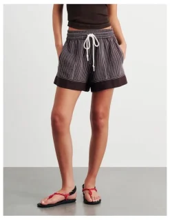 JAG Gigi Stripe Pull On Short in Brown