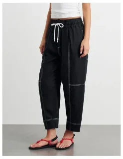 JAG Sabine Linen Pull On Pant in Black