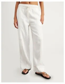 JAG Sabine Linen Relaxed Leg Pant in White