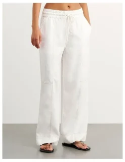 JAG Sabine Linen Relaxed Leg Pant in White