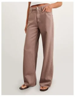 JAG Loe Mid Rise Straight Jeans in Brown
