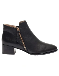 Jane Debster Aaron Black Glove Boots