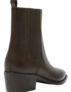 Jane Debster Ambrose Boots in Chocolate Leather