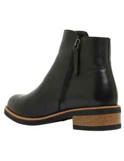Jane Debster Bethany Black Glove Boots