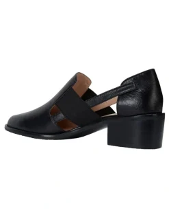 Jane Debster Expose Black Oil Heeled Shoes