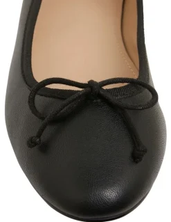 Jane Debster Fonteyn Flat Shoes in Black Glove