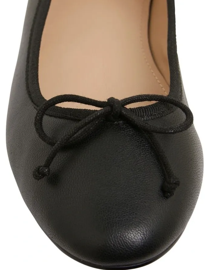 Jane Debster Fonteyn Flat Shoes in Black Glove